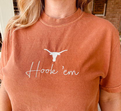 Hook ‘em Embroidered T-Shirt